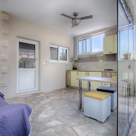 Villa Kamenica คอมีชา ภายนอก รูปภาพ